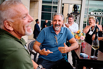 Austausch in entspannter Atmosphäre: Das Wetter war bestens.